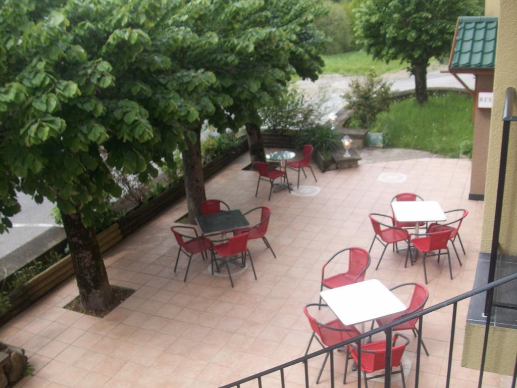 Hotel Restaurant Rive Gauche Bessines-sur-Gartempe Exterior foto