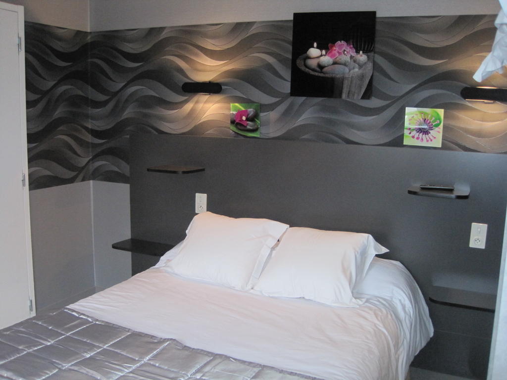 Hotel Restaurant Rive Gauche Bessines-sur-Gartempe Zimmer foto